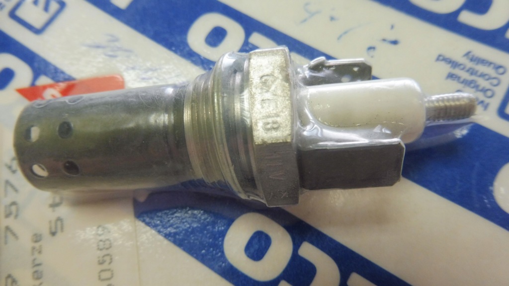 Свічка розжарювання iveco 08197576 11v magirus в Україні