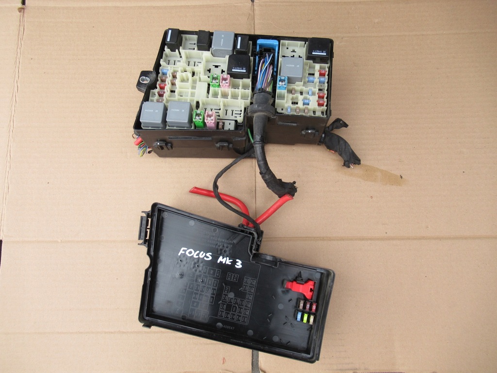 фото №1, Ford focus mk3 корпус предохранителей