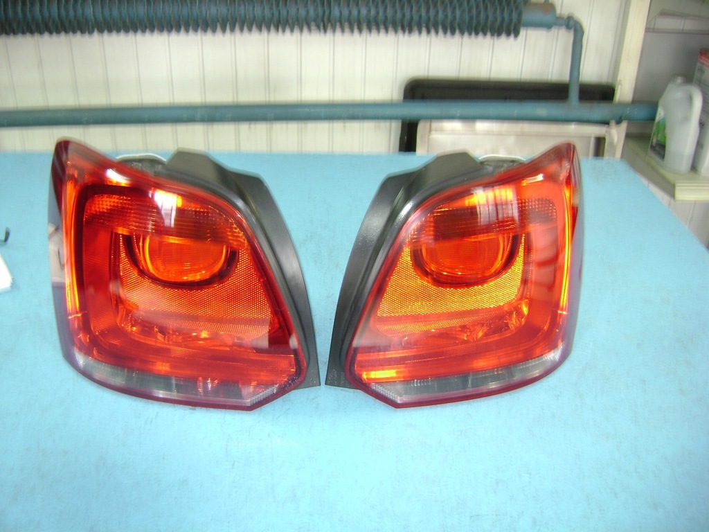 фото №1, Лампы задние vw polo 6r0