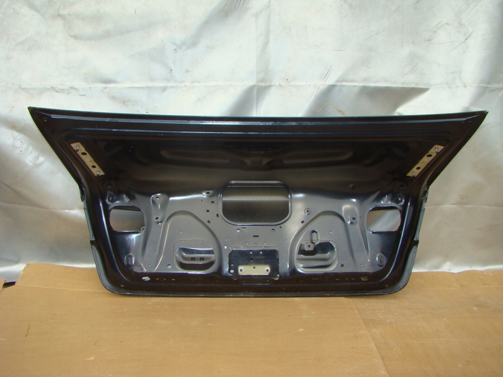 фото №6, Audi a8 d4 .крышка багажника задняя r148