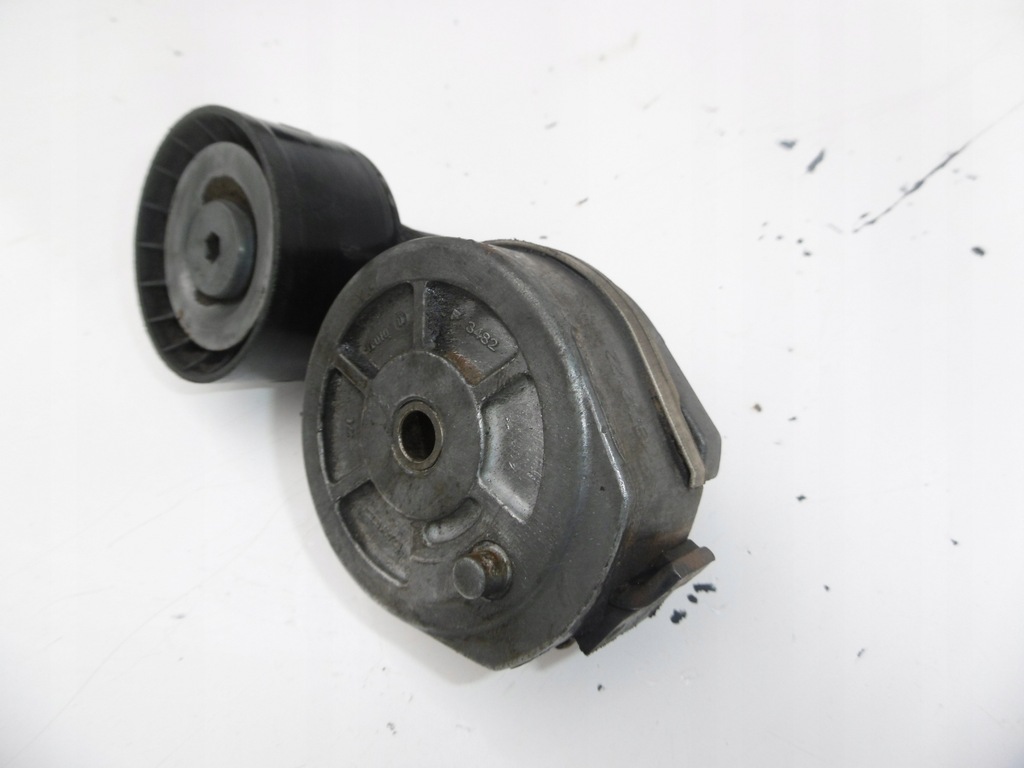 фото №3, Renault premium magnum dxi 13 volvo fh натягувач ролик ремінь