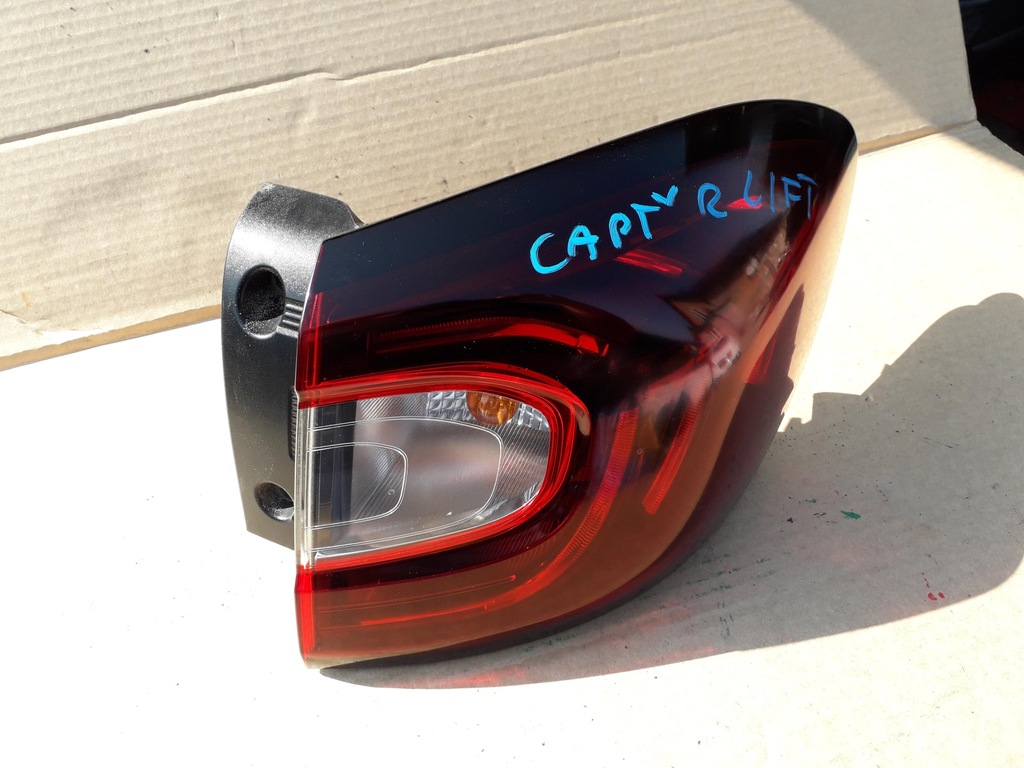 фото №1, Лампа правая задняя renault captur lift 17-