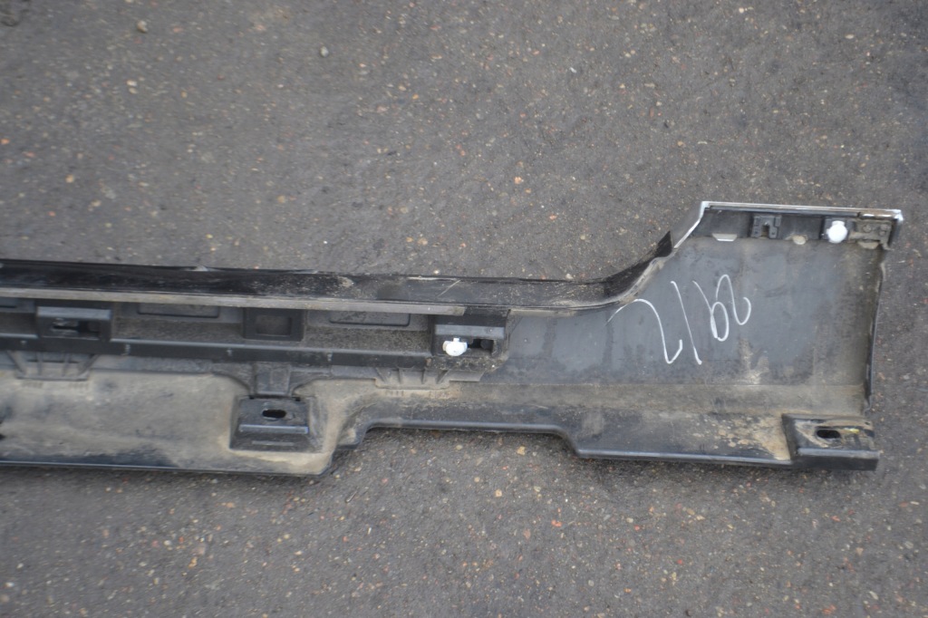 фото №11, Молдинг поріг накладка права vw passat b8 kombi