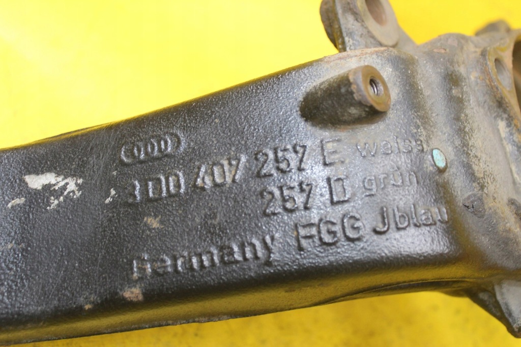 фото №9, Поворотний кулак лівий перед vw phaeton 3.2 fsi 92mm