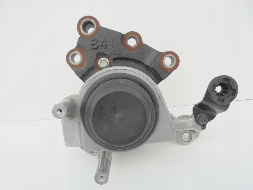 фото №5, Nissan x-trail t32 lift кронштейн подушка двигуна 1.6 dci