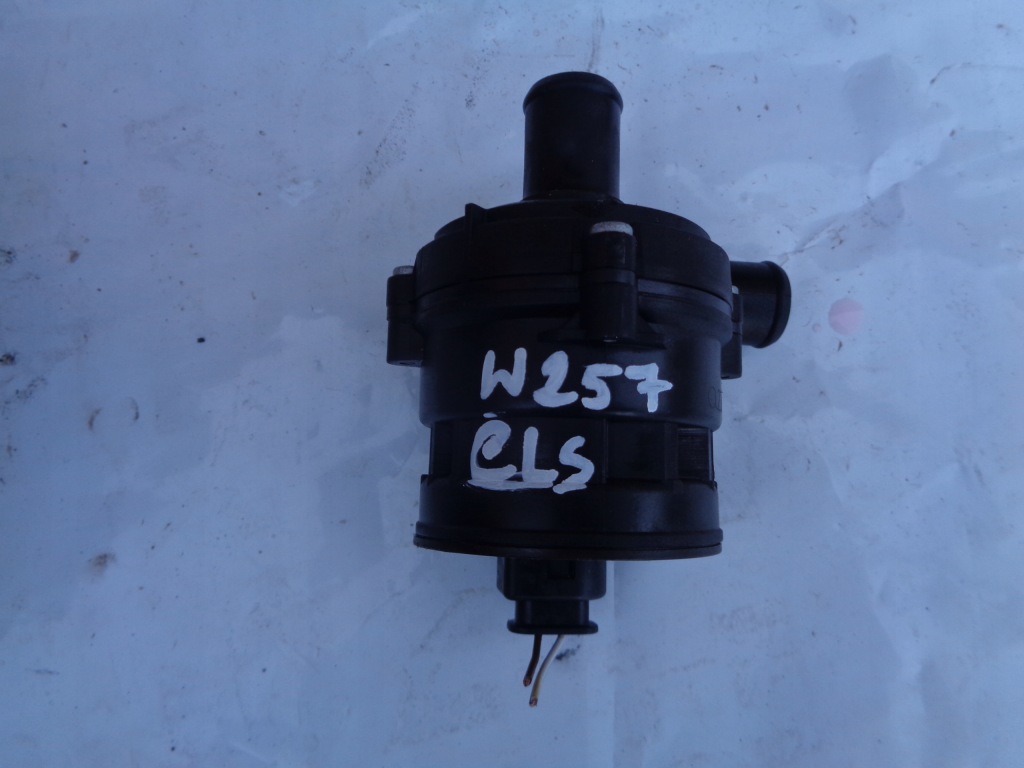 Купити Додаткова помпа води mercedes cls w257