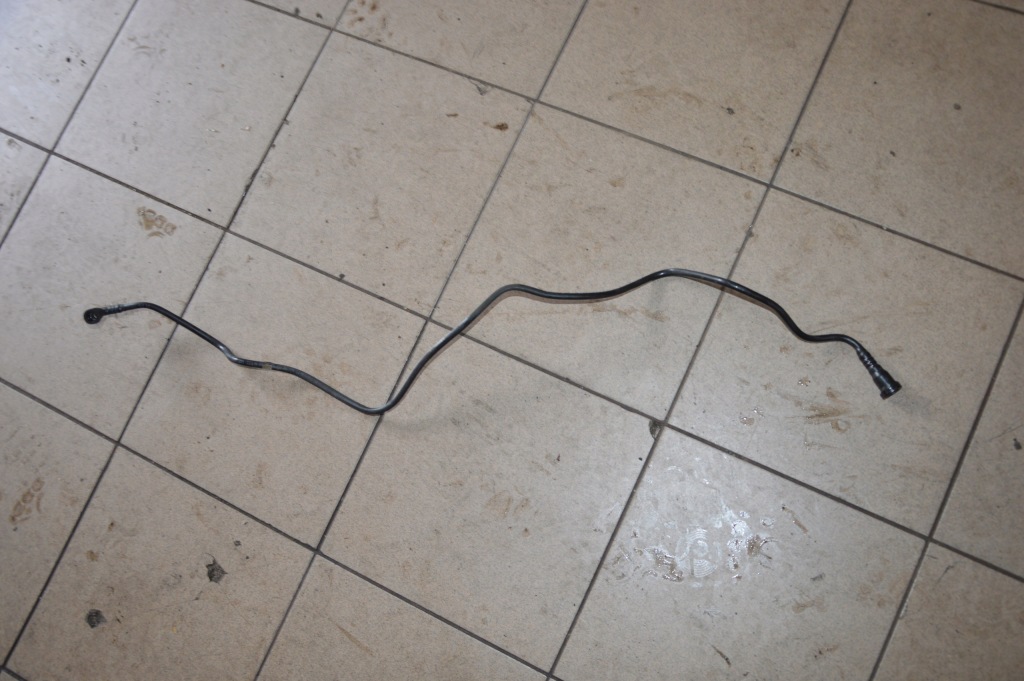 фото №1, Audi a4 b7 шланг паливний 8e0201227