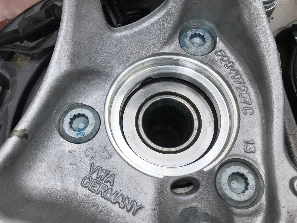 фото №4, Vw t-roc audi q2 поворотний кулак амортизатор правий