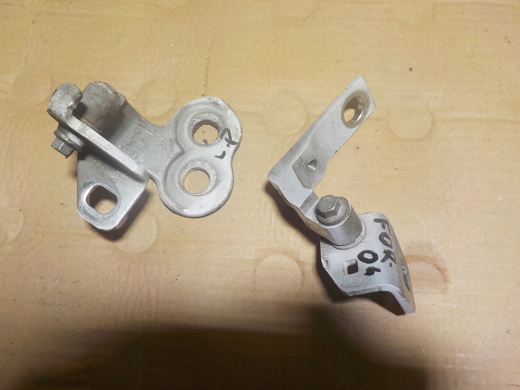 фото №3, Ford focus mk3 петлі капот перед