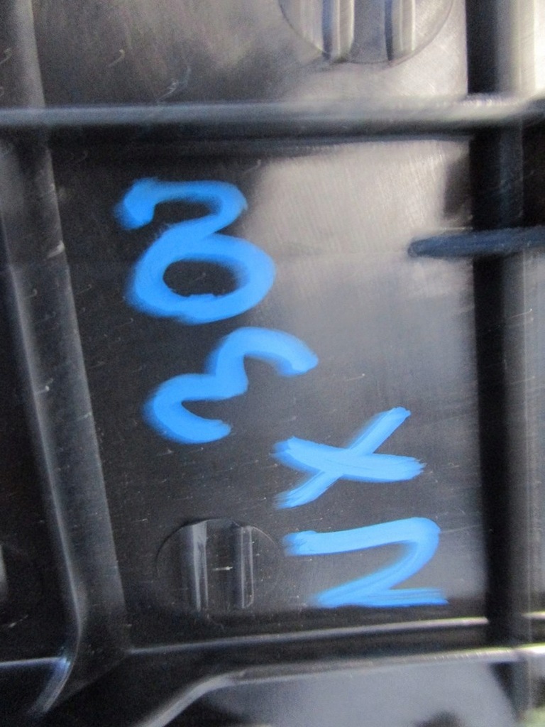 фото №3, Молдинг консолі lexus nx300 права