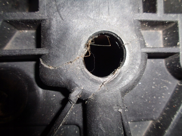 фото №10, Megane scenic ii 2 основание аккумулятор 8200467409