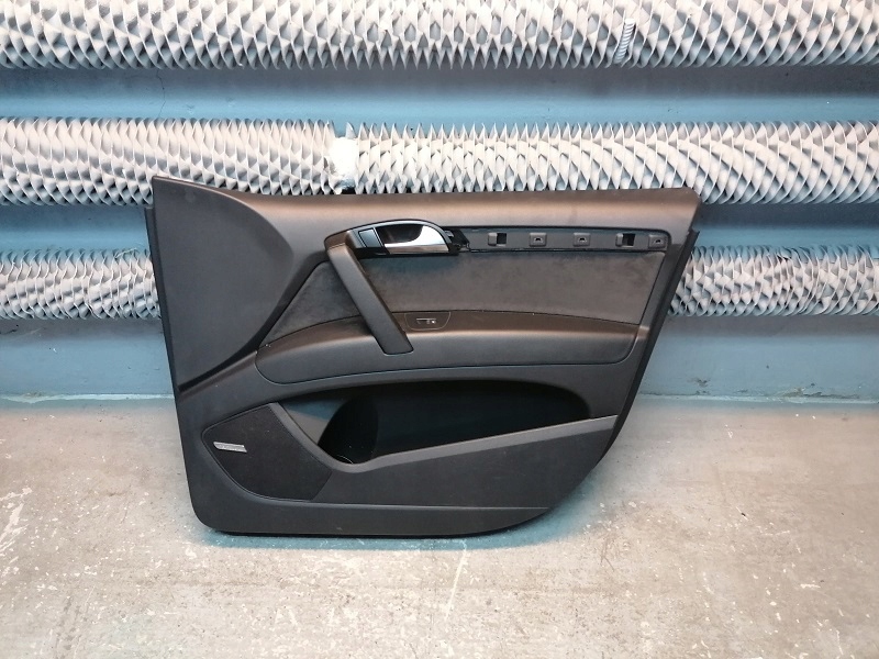 фото №1, Audi q7 4l 06-15r обшивка оббивка двері правий перед bose