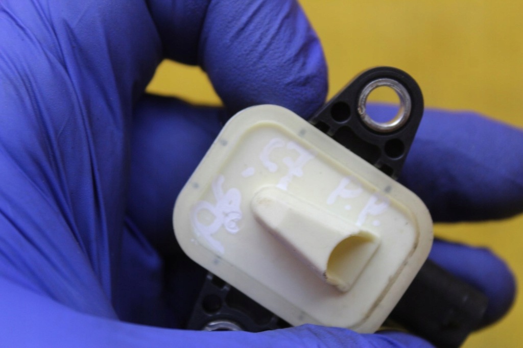 фото №5, Датчик ударный audi a6 c7 4h0955557