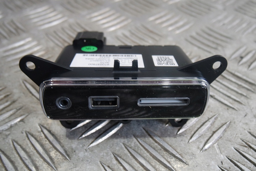 фото №1, Модуль блок управления usb maserati levante 670037500