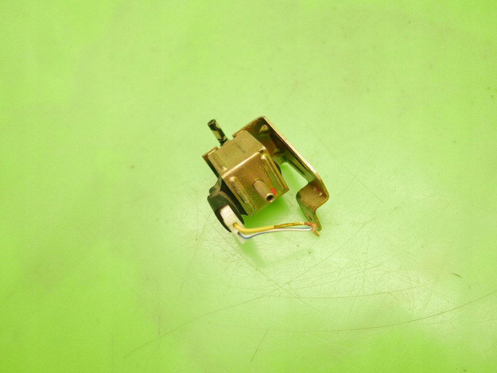 фото №6, Клапан вакуумa обдув opel omega b kombi 94-