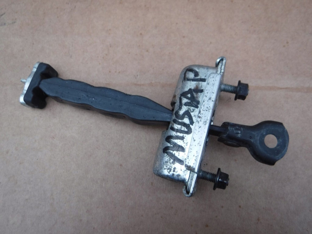 фото №1, Ограничитель дверь ford mustang vi cabrio