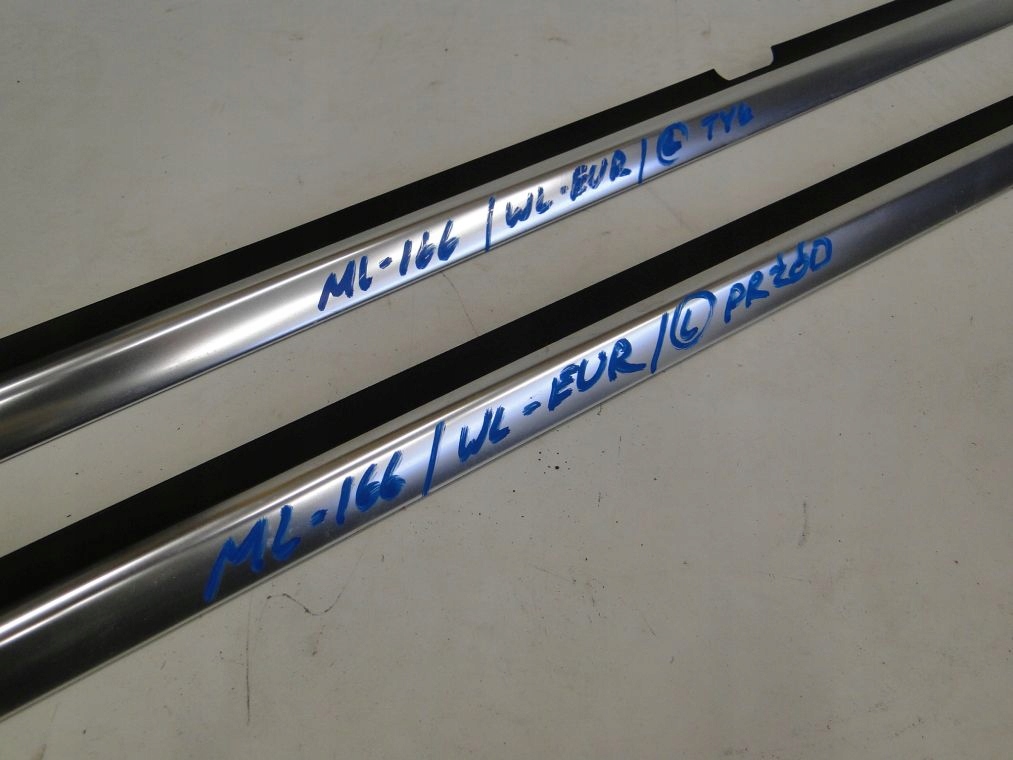 Mercedes ml w166 молдинг przy скло ліва перед задній Доставка