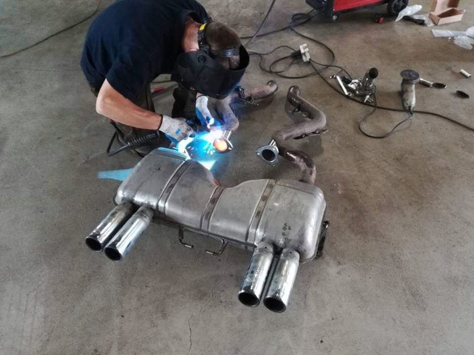 Электронная дроссельная заслонка выхлоп тюнинг 63mm 2,5" в Украине