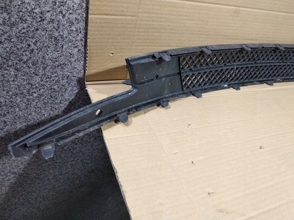 фото №6, Bmw 1 e87 lift e81 решётка средняя решётка радиатора решётка радиатора