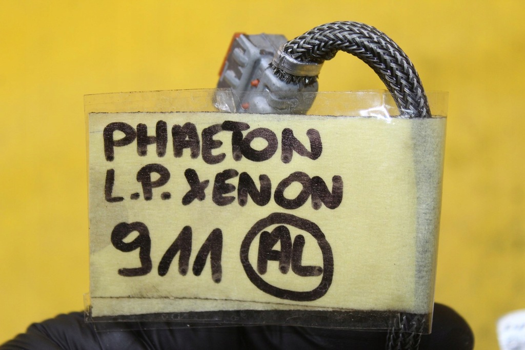 фото №7, Шланг лампы ксенон левый перед vw phaeton