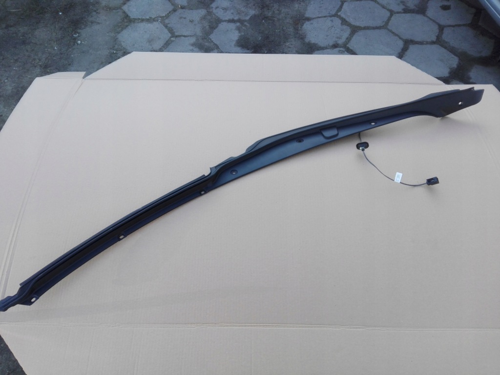 фото №1, Tesla x датчик доводчик дверь левый задняя 103755900