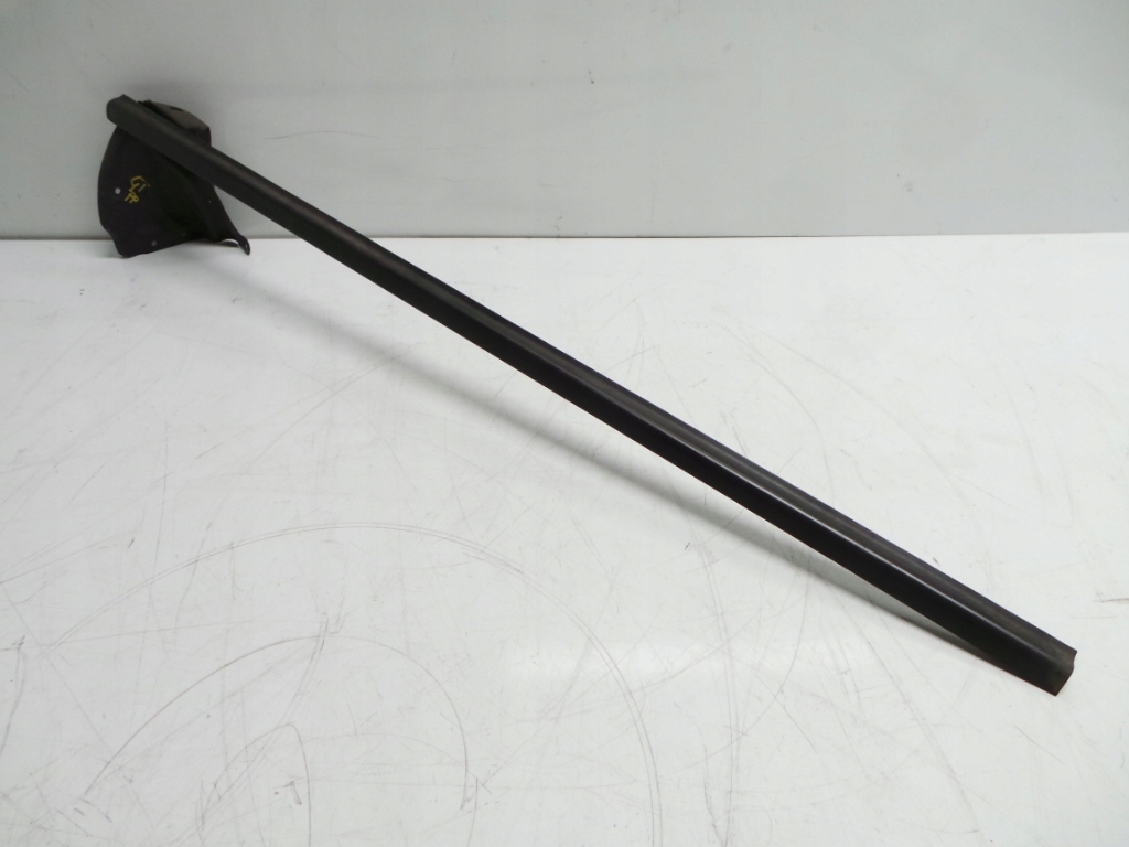 Купить Молдинг уплотнитель правая alfa gt