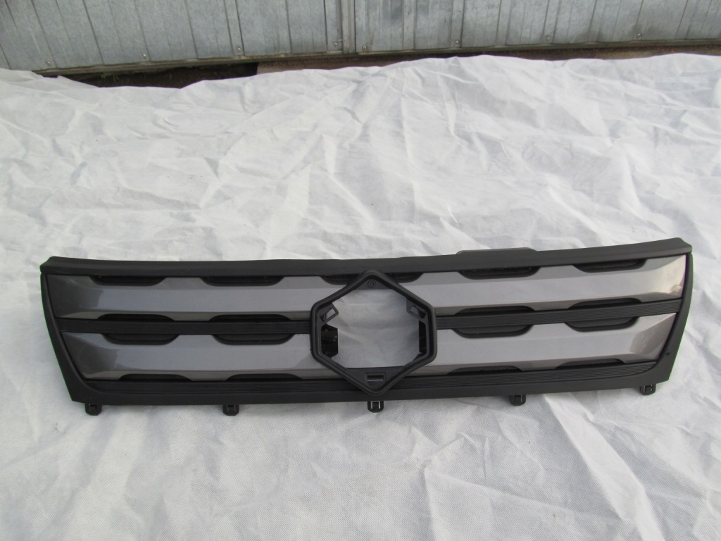 фото №1, Suzuki grand vitara po 2015 rok решётка радиатора решётка радиатора nowa