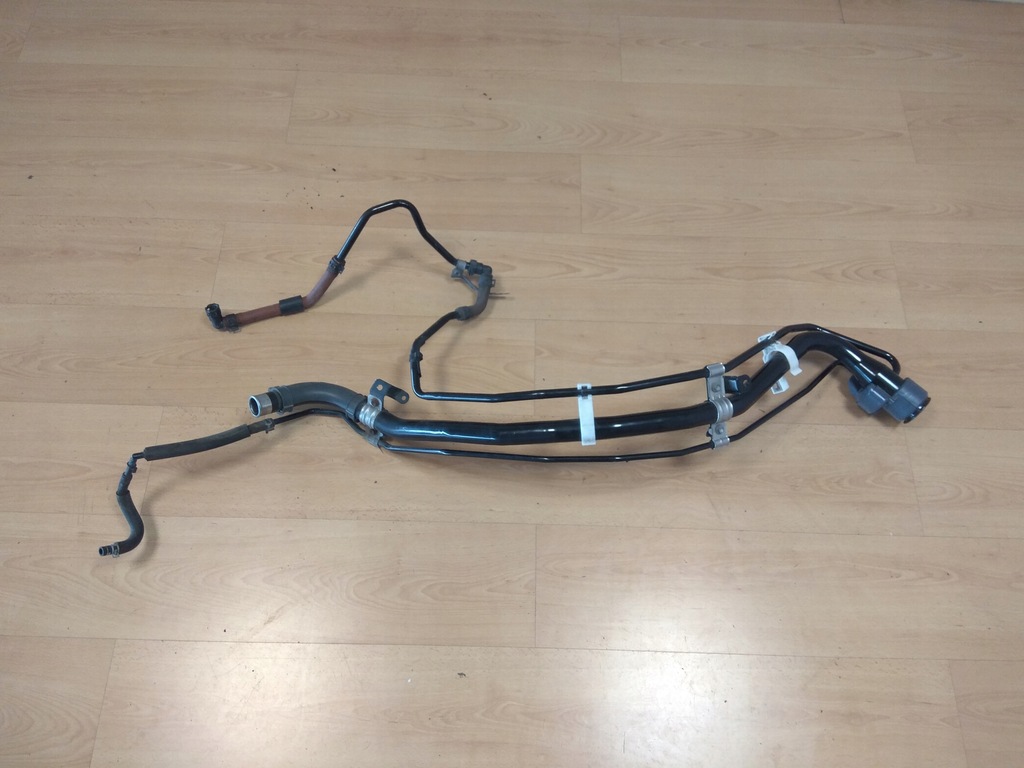 фото №1, Toyota rav4 iv 2.5 гибрид заливная горловина топлива труба europa 77278-48020