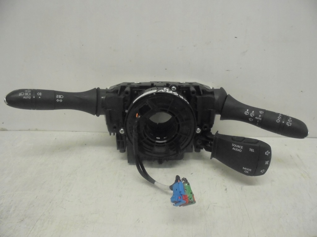 фото №1, Перемикачі стрічка renault megane iv