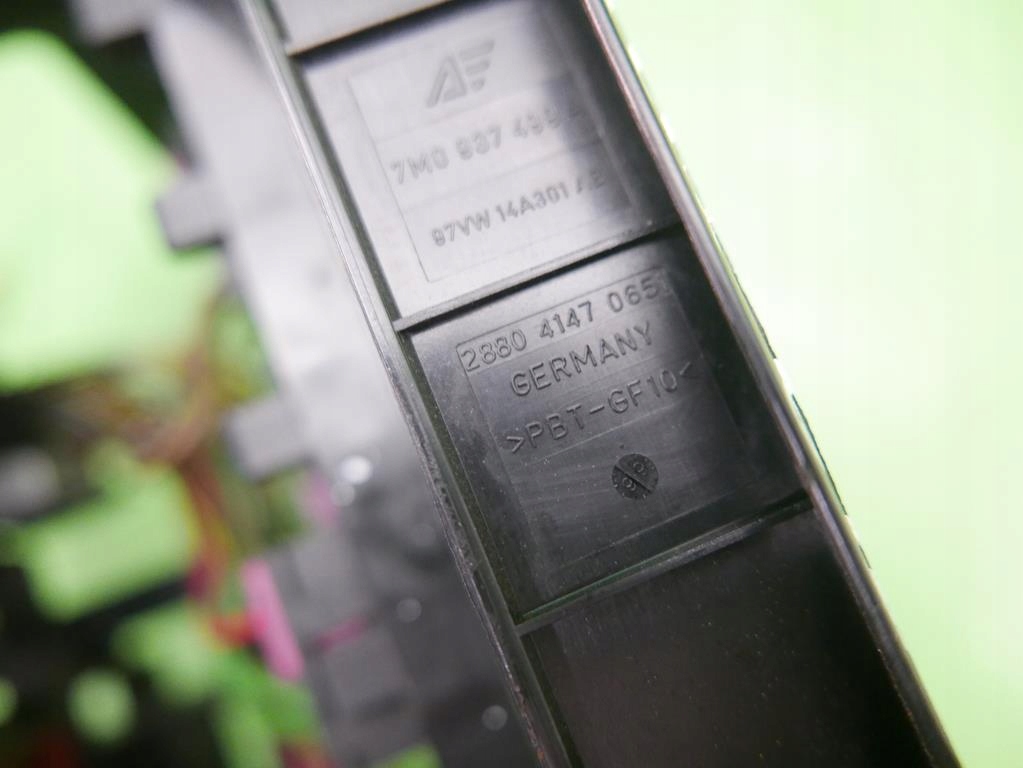 фото №4, Коробка реле ford galaxy mk1 1.9 tdi 95-