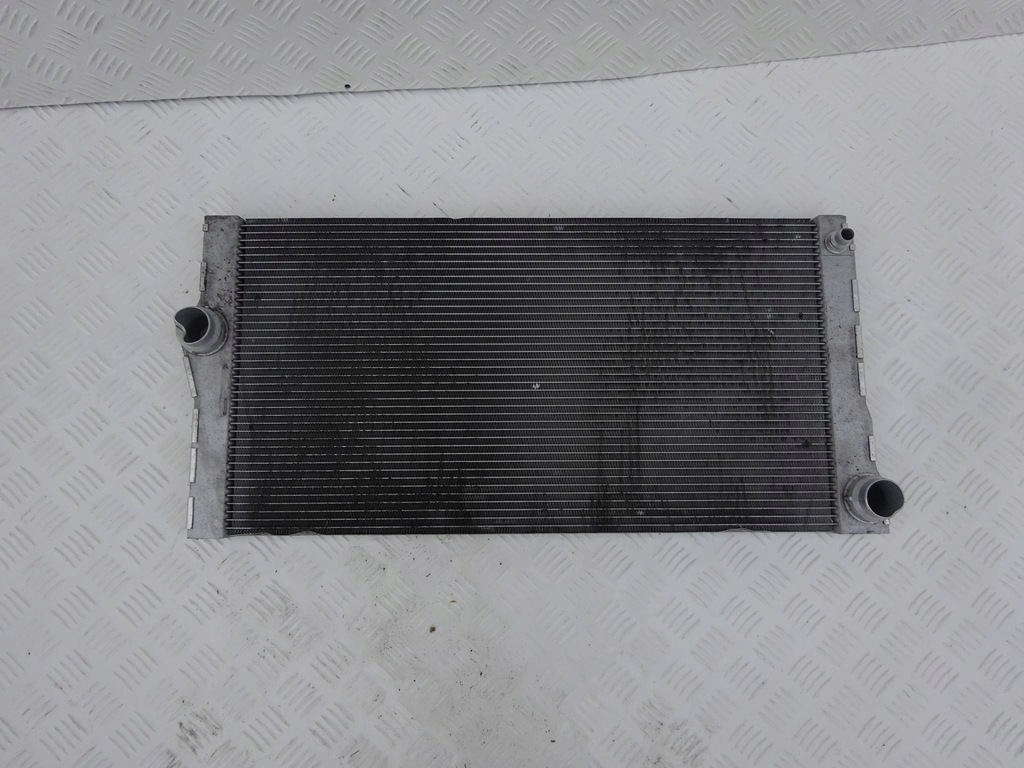 фото №1, Bmw f10 f11 f01 радиатор wody 8509176