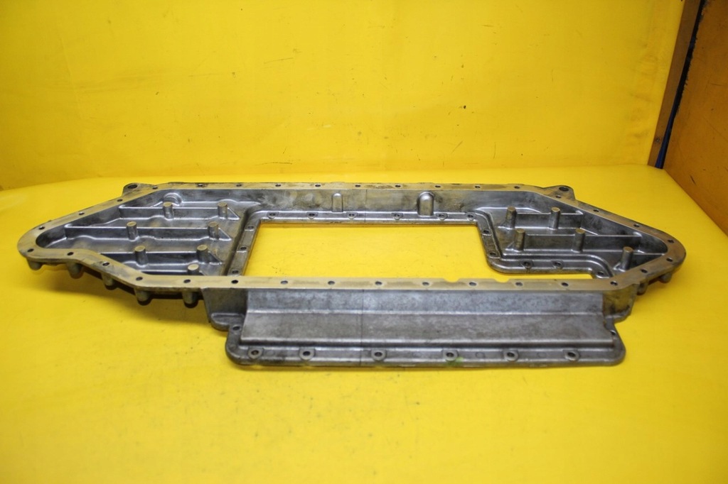 фото №5, Поддон масляная a8 d3 4.0tdi 057103607c