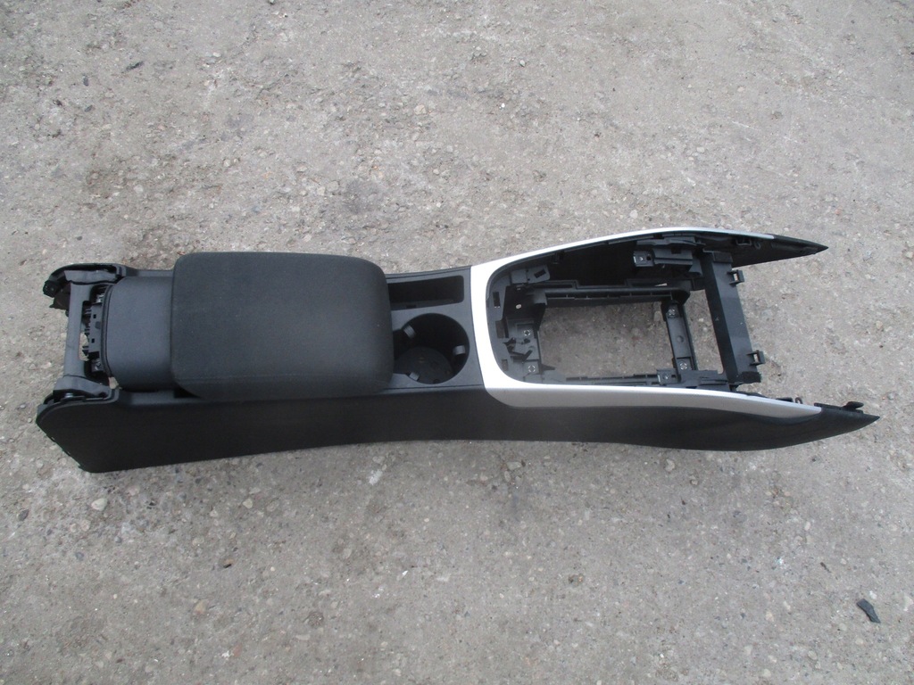 фото №1, Audi a4 b8 8k рамка туннель средний подлокотник