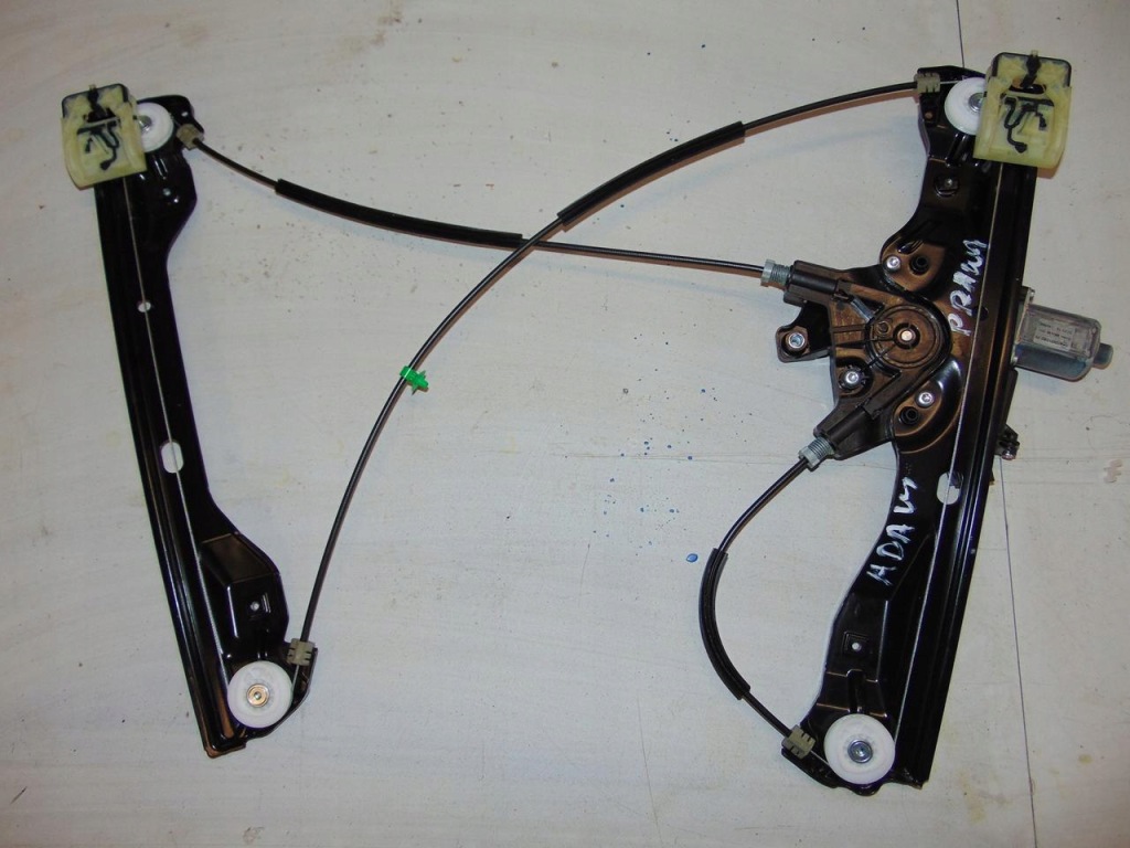 Купить Двигатель подъемник стекло opel adam правый 2013-