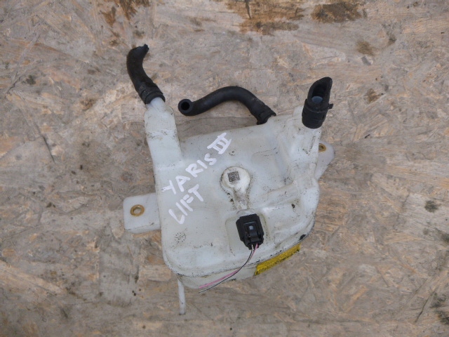 фото №1, Бачок усилителя toyota yaris iii lift 17r-