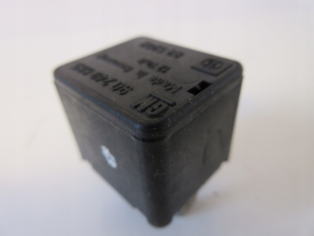 фото №10, Реле opel kadet corsa 90240665