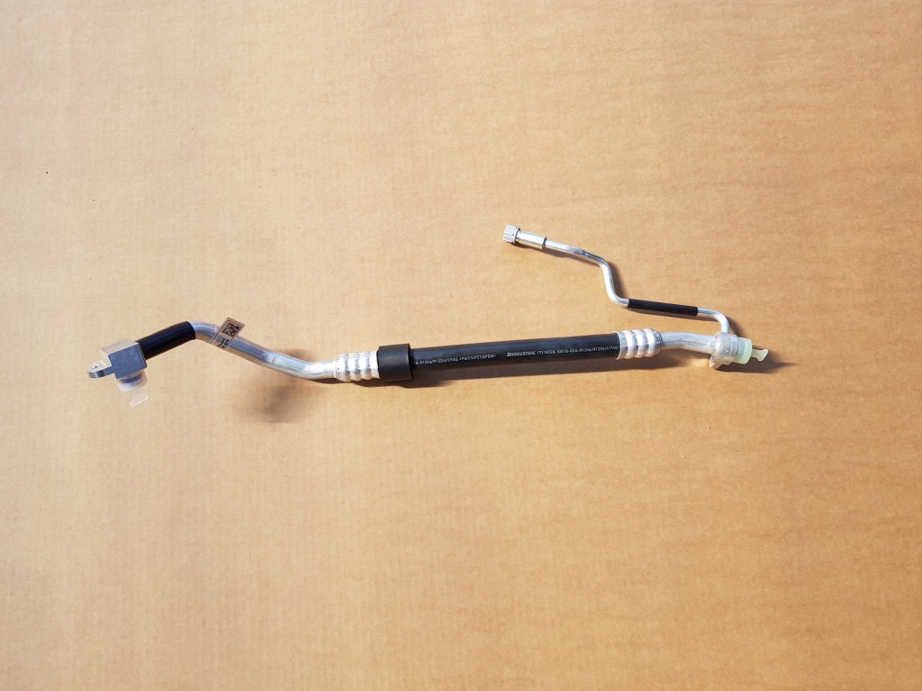 фото №1, Audi a4 s4 a5 s5 b9 шланг кондиционера новый oem