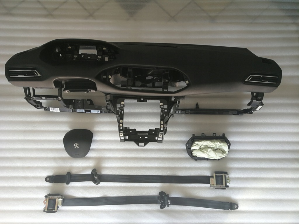 фото №1, Приборная панель консоль приборная панель peugeot подушка безопасности ремни ремонт