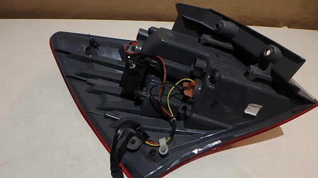 фото №9, Hyundai ix20 лампа задняя фара правый