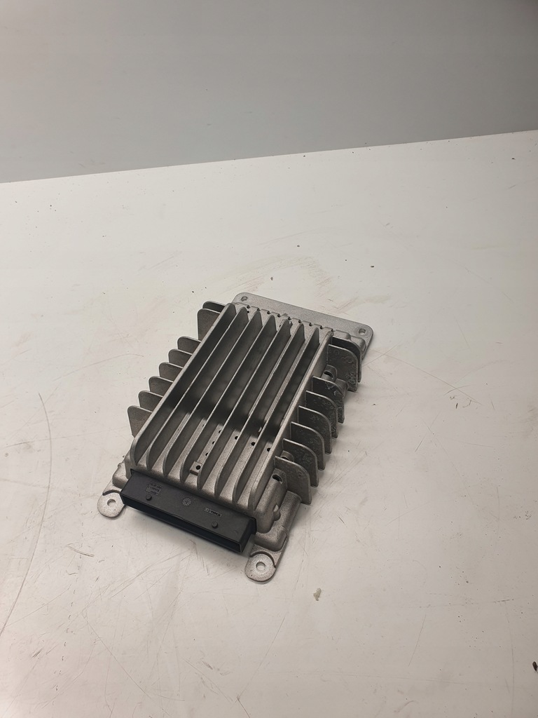 фото №1, Усилитель bose audi a3 8p 8p3035223b