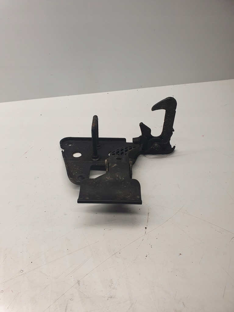 фото №1, Замок капот засувка audi a6 c6 4f0823480a