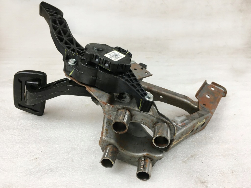 фото №8, Chevrolet traverse 13-17 педаль gaz тормоз