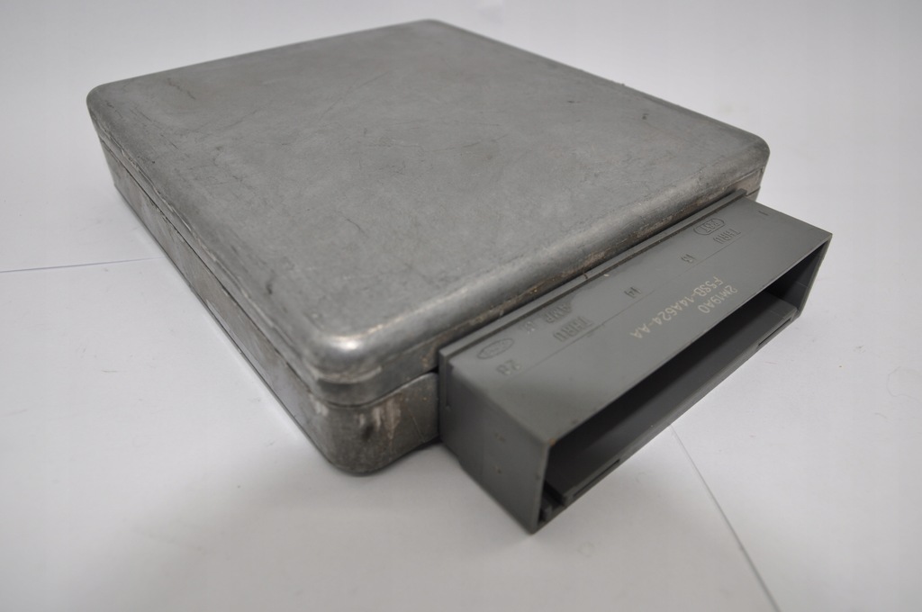 фото №1, Бортовой компьютер ford transit 1c1a12a650le dpc635