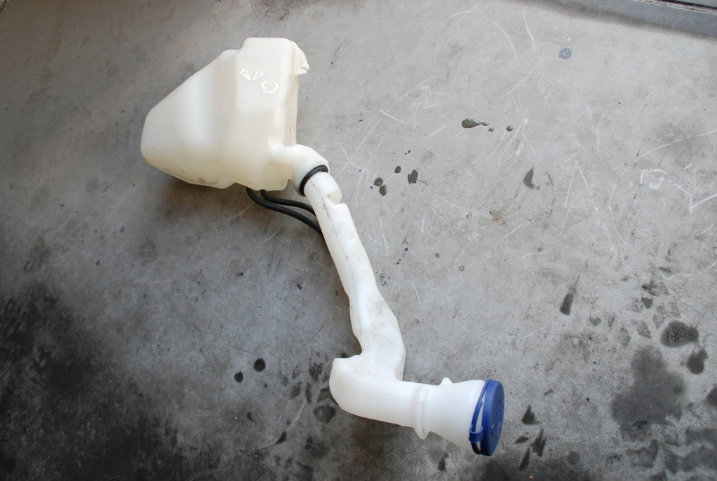 фото №1, Citroen c3 iii бачок омивача 16-