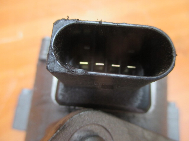 Bmw f10 f01 f25 x3 n53 n52n насос води 7583836 в Україні