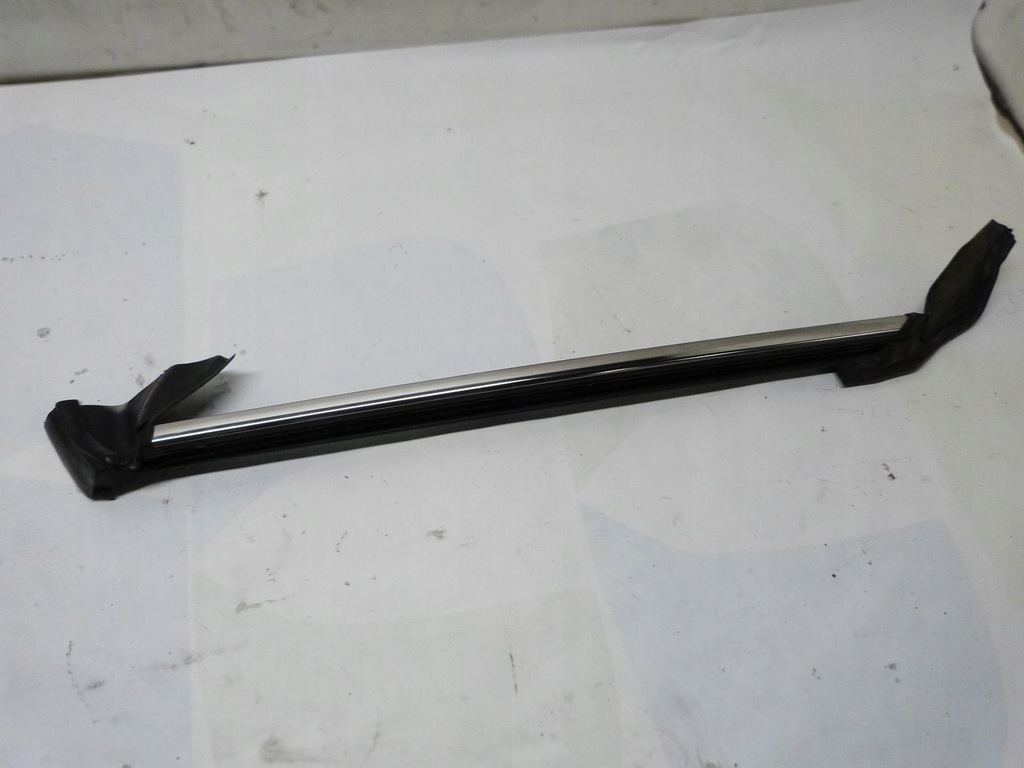 фото №1, Opel astra h cabrio прокладка скло правий задня