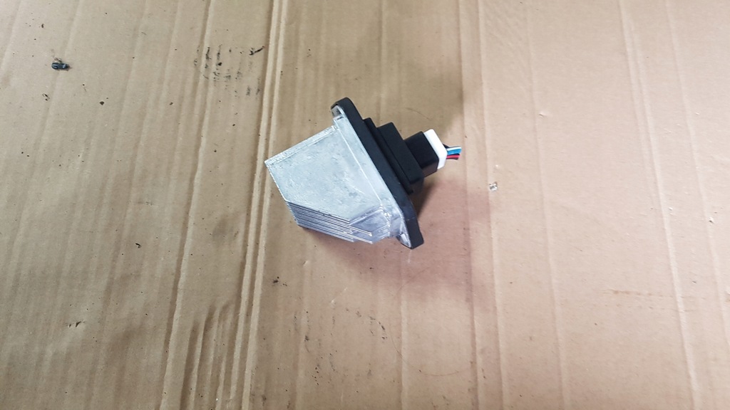 фото №1, Резистор вентилятор mazda 6 2.0 16v hb180gj6a