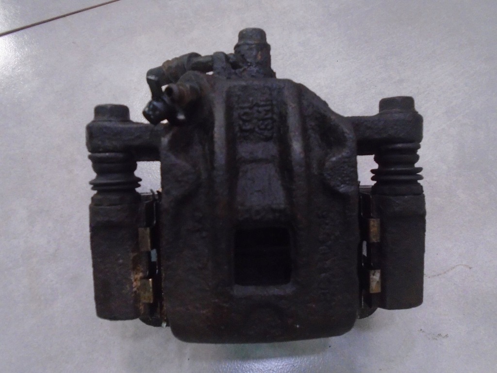 фото №4, Суппорт правый перед hyundai trajet 2.0 crdi