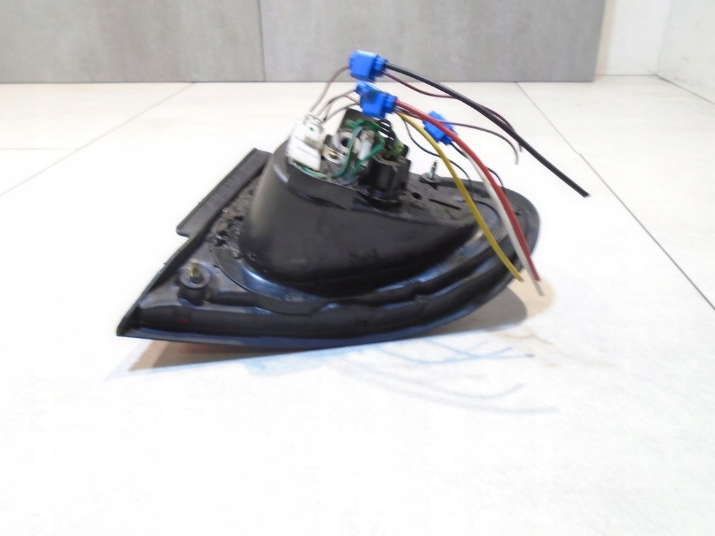 фото №7, Лампа задняя левая nissan almera n15 lift sedan