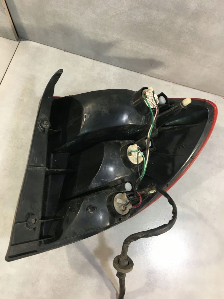 фото №9, Лампа левый задняя kia rio i 1.3 ok34a51140l